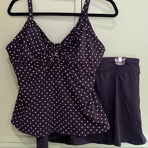 Lands’ End black and white polka dot tankini set size 14/14DD